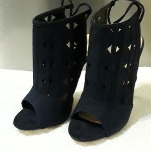 👠NO OFFERS FINAL PRICE👠JustFab Rachel Sandal